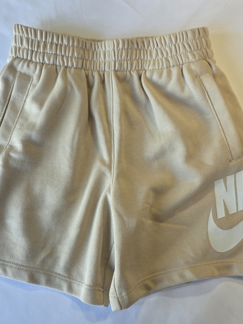 Nike Kids Shorts Size 5 Sand Drift Logo Sweat Shorts NWT